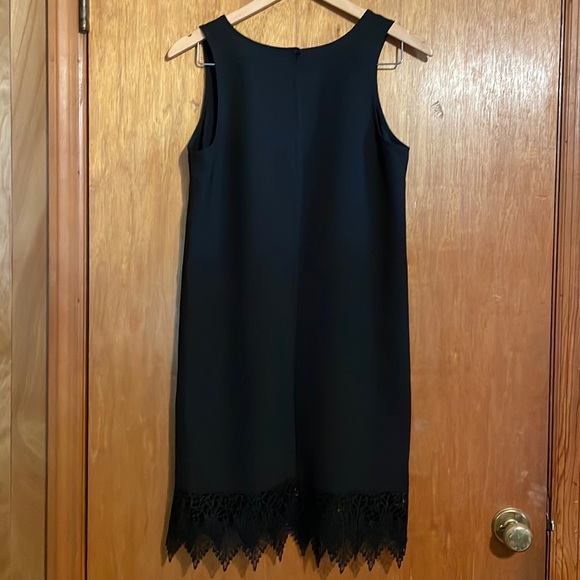 •LOVE...ADY•NWT LITTLE BLACK DRESS WITH CROCHET LACE HEM DETAIL SIZE MEDIUM - Picture 5 of 11